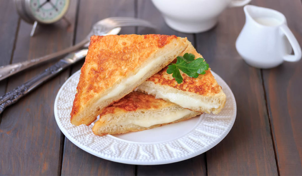 Mozzarella in carrozza alla messinese